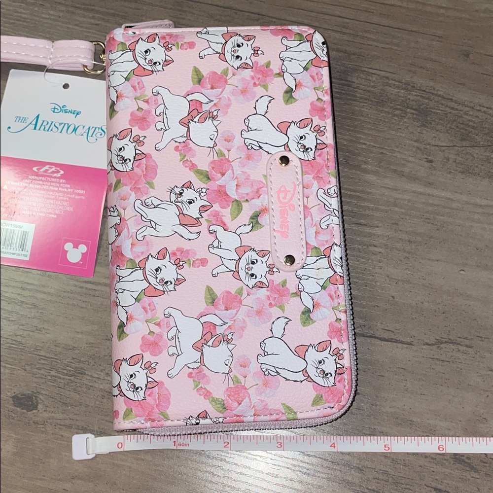 Disney Pink Marie Cat Wristlet Wallet - Picture 6 of 6